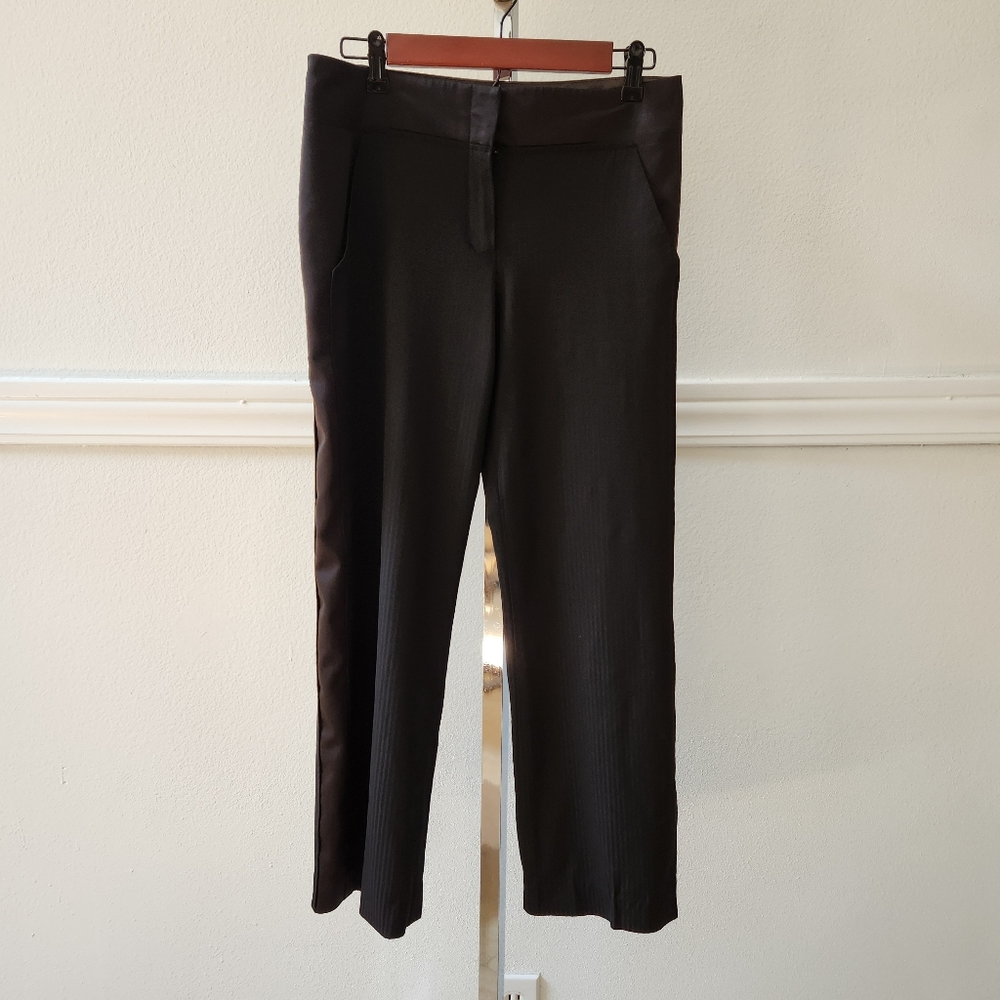 BCBGMAXAZRIA black Stripan capri size 4
